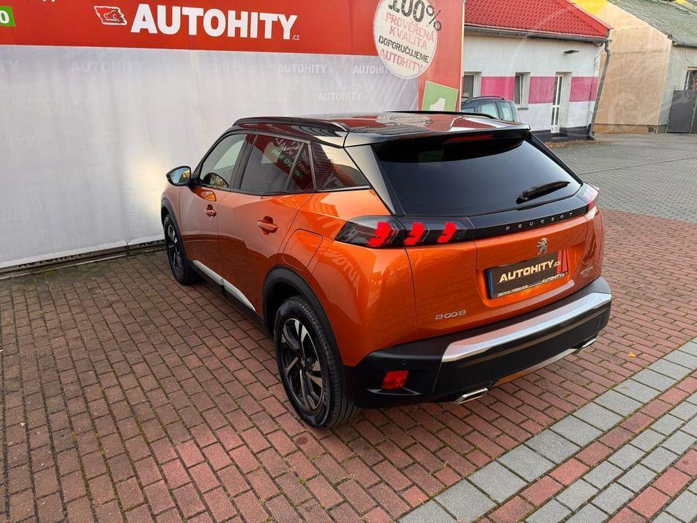 Peugeot 2008 1.2 Pure Tech GT Line AT8, R