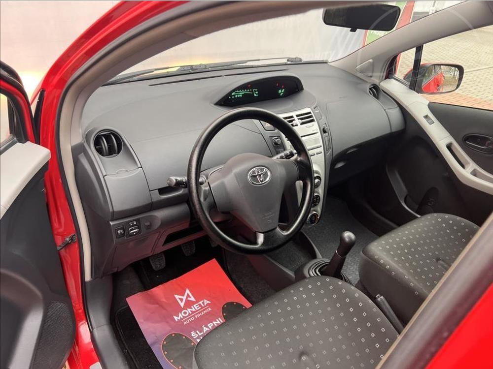 Toyota Yaris 1.3 Terra, R, TOP Stav