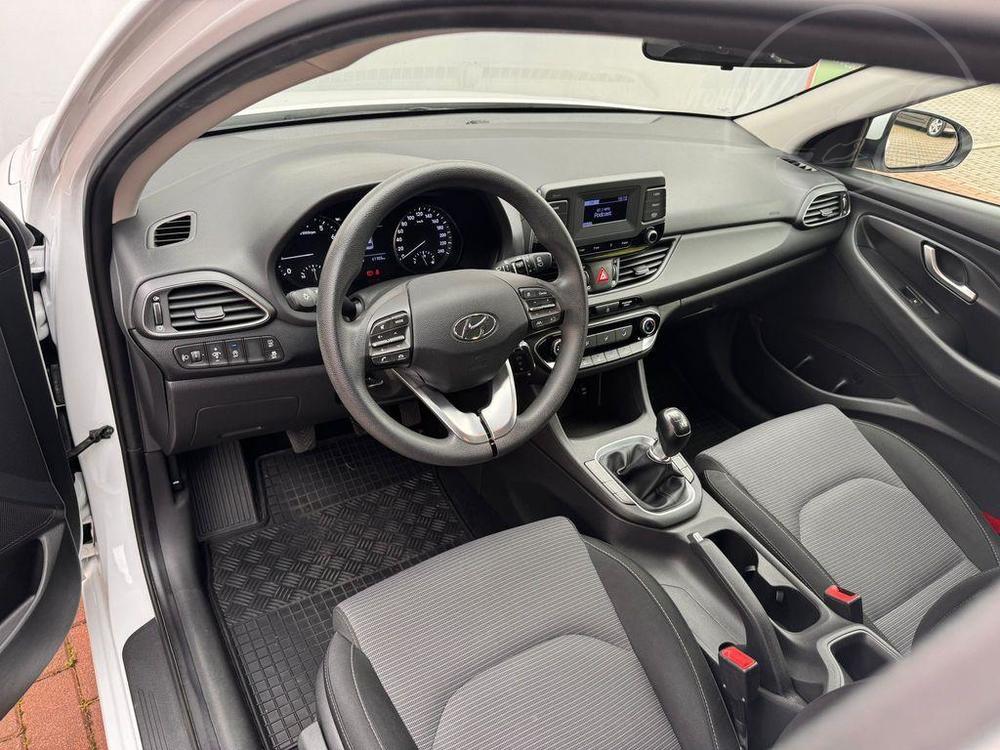 Hyundai i30 1.0 T-GDi Start Plus, R