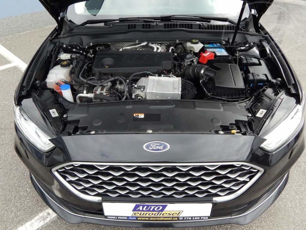 Ford Mondeo VIGNALE 140 KW LED Mas tan