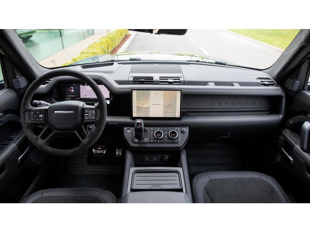 Land Rover Defender 110 5.0 V8 P525