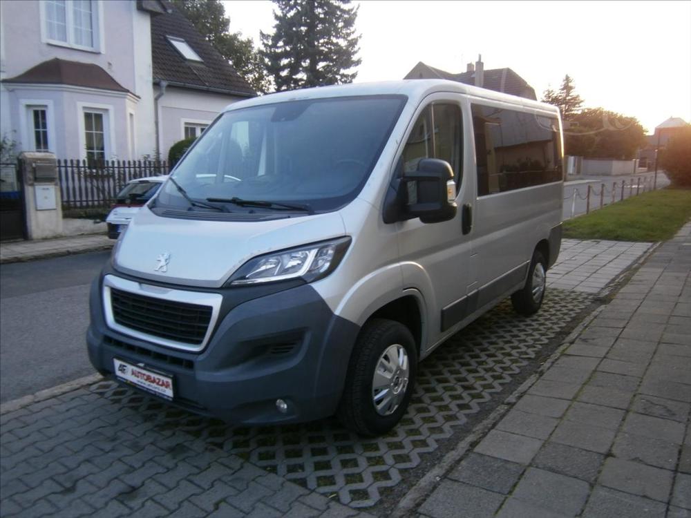 Peugeot Boxer 2,2 HDI 96 KW LUXUS BUS NAVI