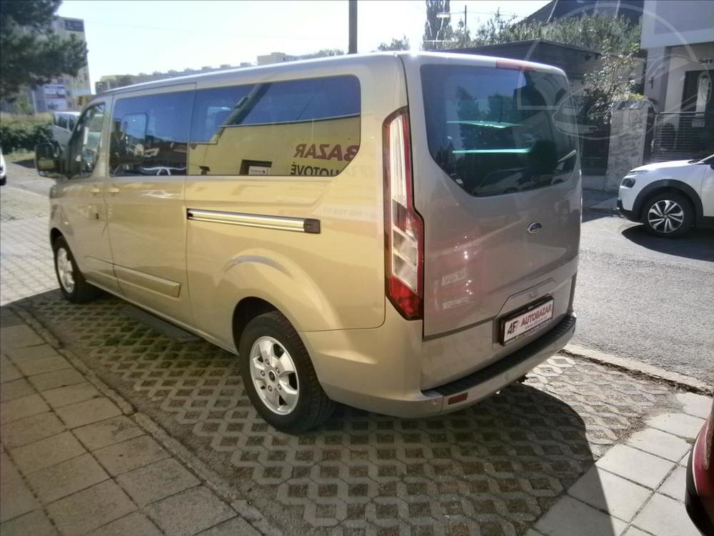 Ford Tourneo Custom 2,2 TDCi 114kW TITANIUM