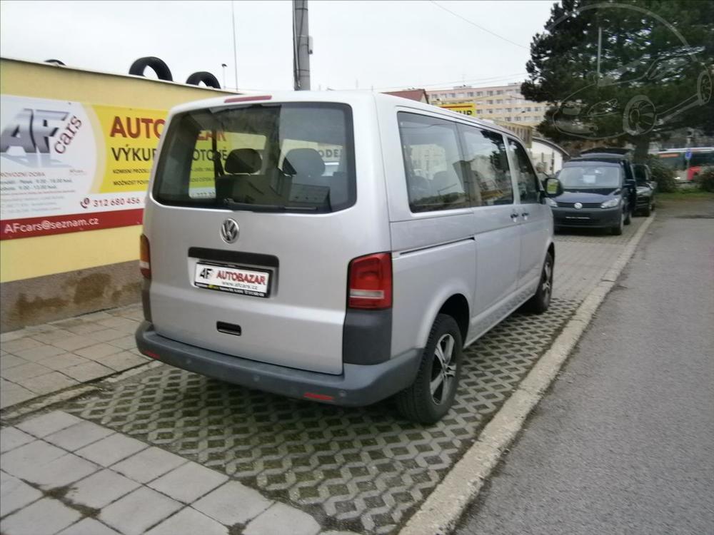 Volkswagen Caravelle 2,0 TDI KLIMA 9 MST