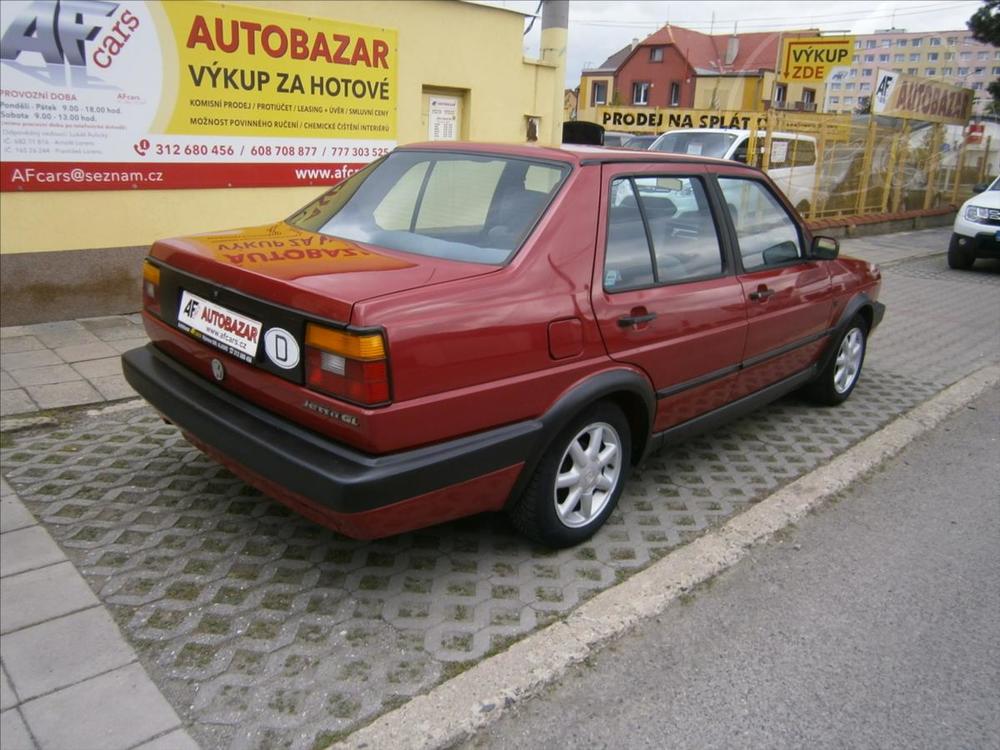 Volkswagen Jetta 1,6 i JEDINEN STAV