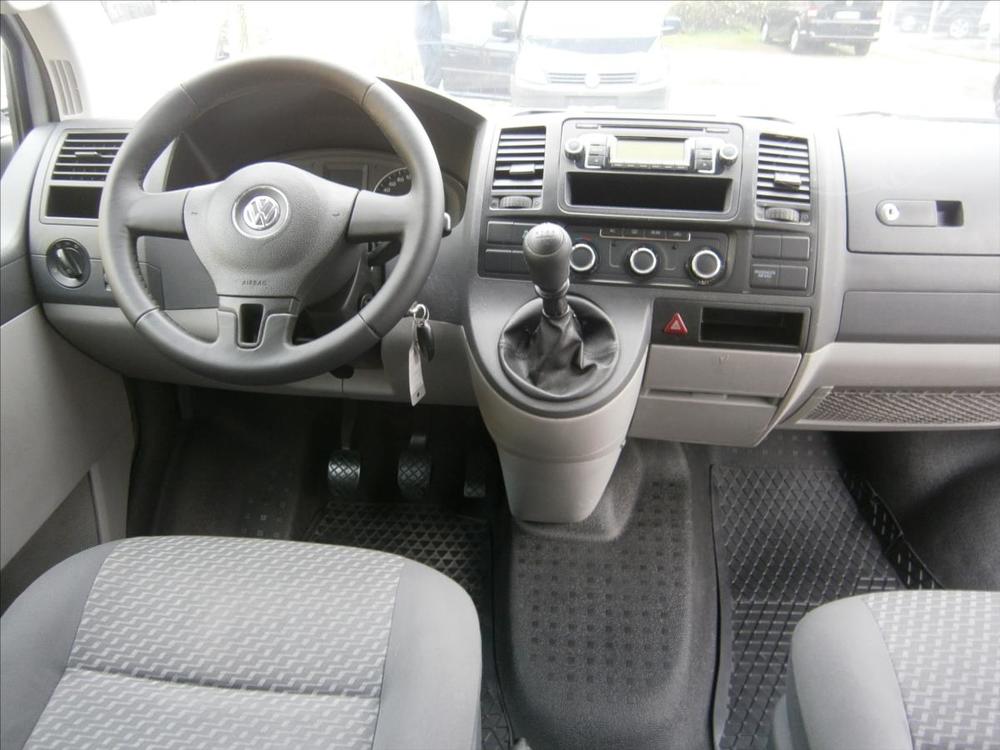 Volkswagen Caravelle 2,0 TDI KLIMA 9 MST