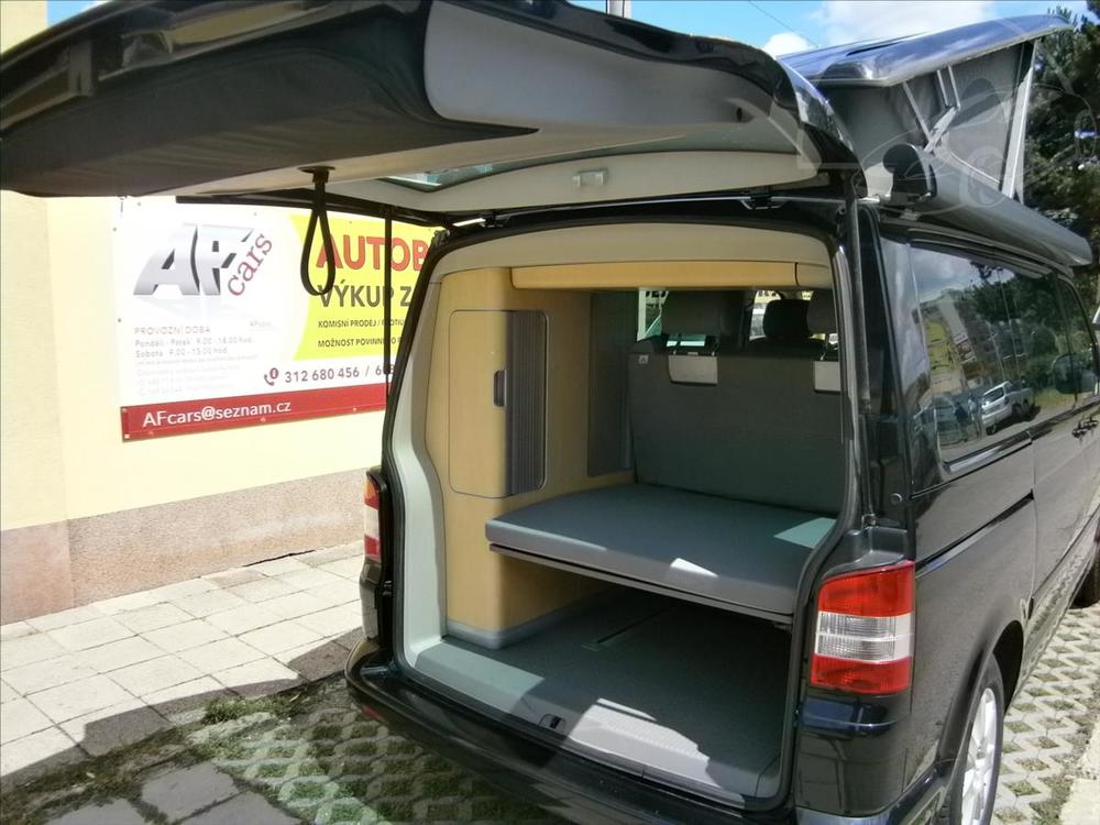 Volkswagen California 2,5 TDI T5 obytn automobil