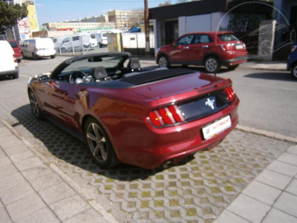 Ford Mustang 3,7 Convertible KABRIO