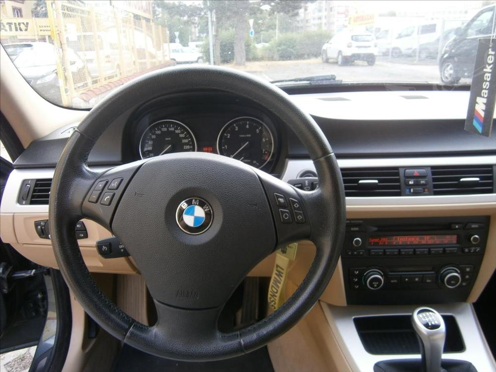 BMW 3 3,0 325i Touring