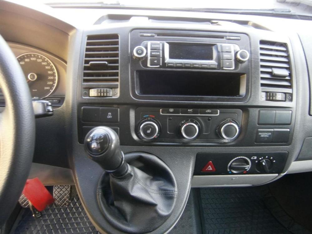 Volkswagen T5 2,0 TDI 9MST KLIMA