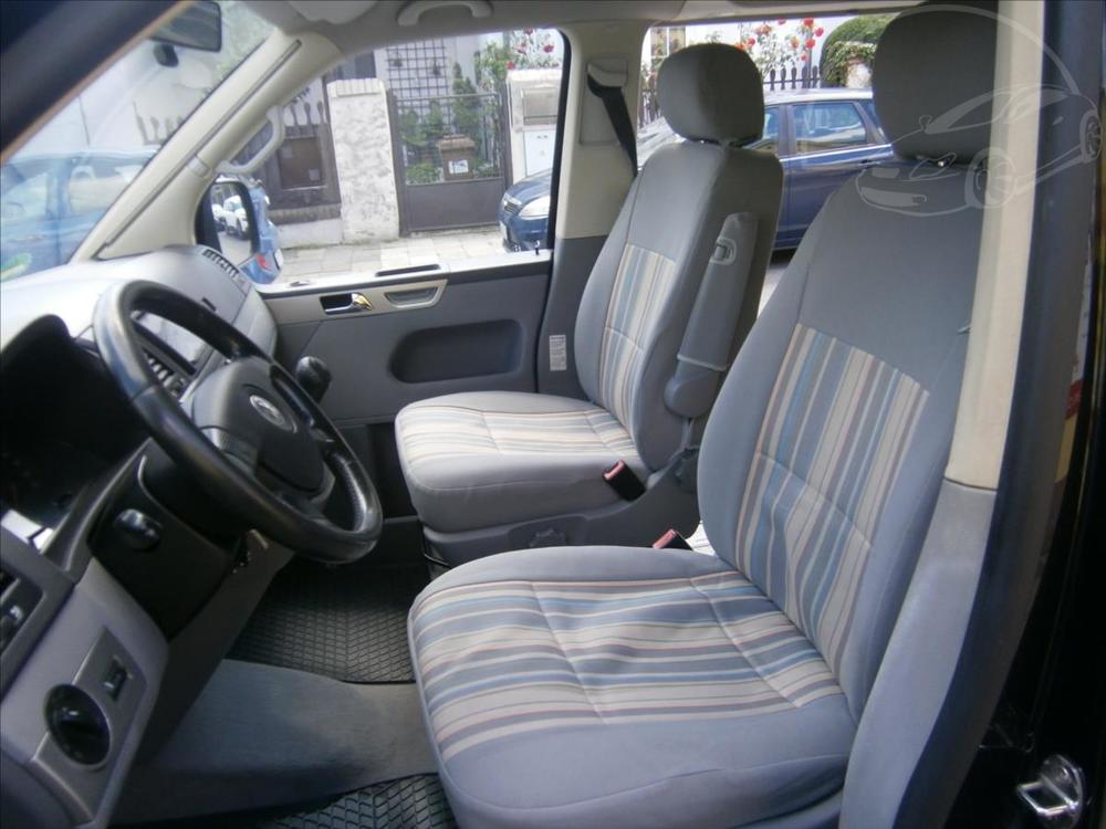 Volkswagen California 2,5 TDI T5 obytn automobil