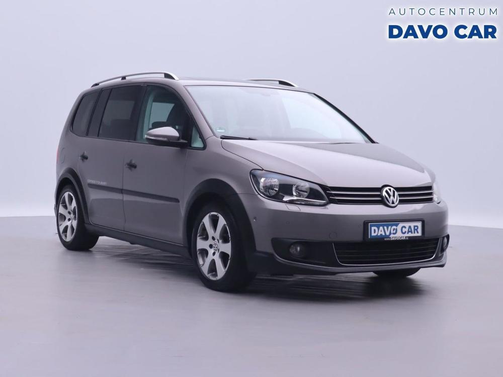 Volkswagen Touran 2,0 TDI 103kW CROSS Panorama