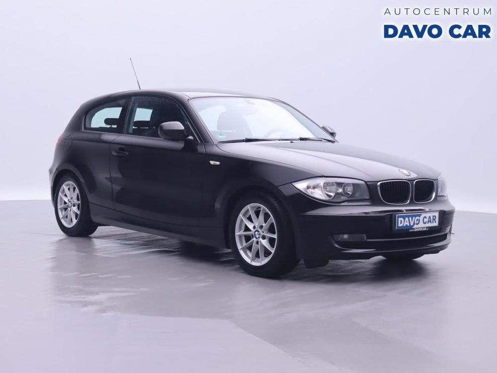 Prodm BMW 1 2,0 116i Klimatizace