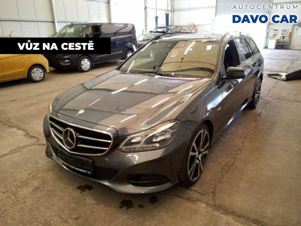 Mercedes-Benz E 3,0 350 190kW 4Matic Edition 1