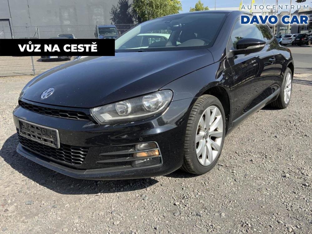 Prodm Volkswagen Scirocco 1,4 TSI Aut.klima Serv.kniha