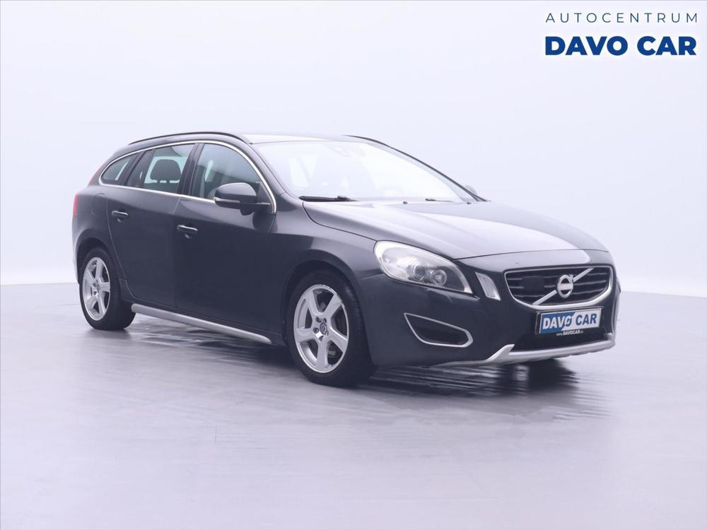 Prodm Volvo V60 2,4 D5 AWD Aut. Summum CZ