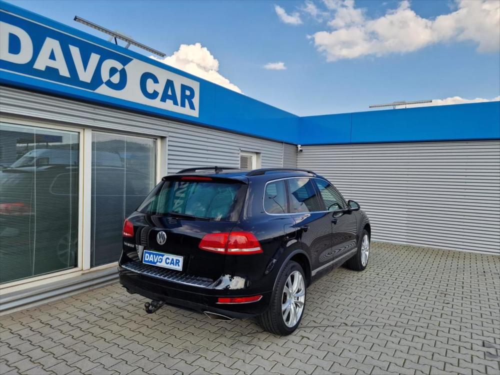 Volkswagen Touareg 3,0 TDI 180kW LED tan 4x4