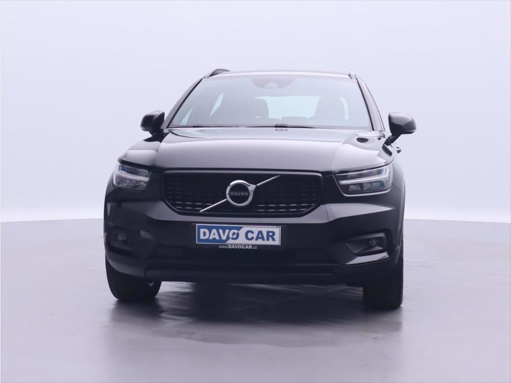 Volvo XC40 2,0 B4 AWD R-Design CZ DPH