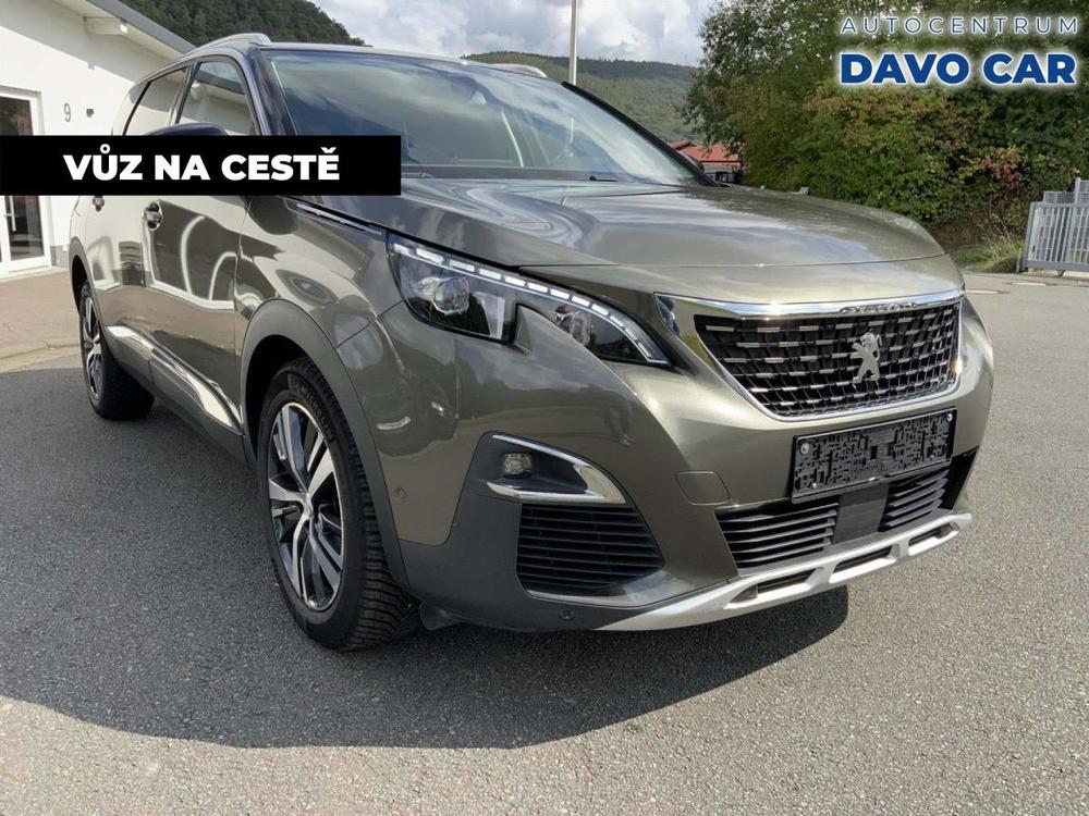 Peugeot 5008 2,0 HDI 110kW Allure LED 7Mst