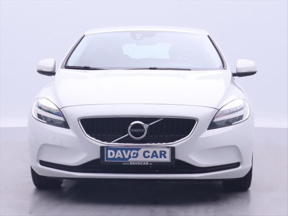 Volvo V40 2,0 T3 112kW CZ Momentum 1.Maj