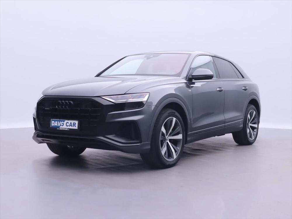 Audi Q8 3,0 50TDI S-Line Black DPH 1.M