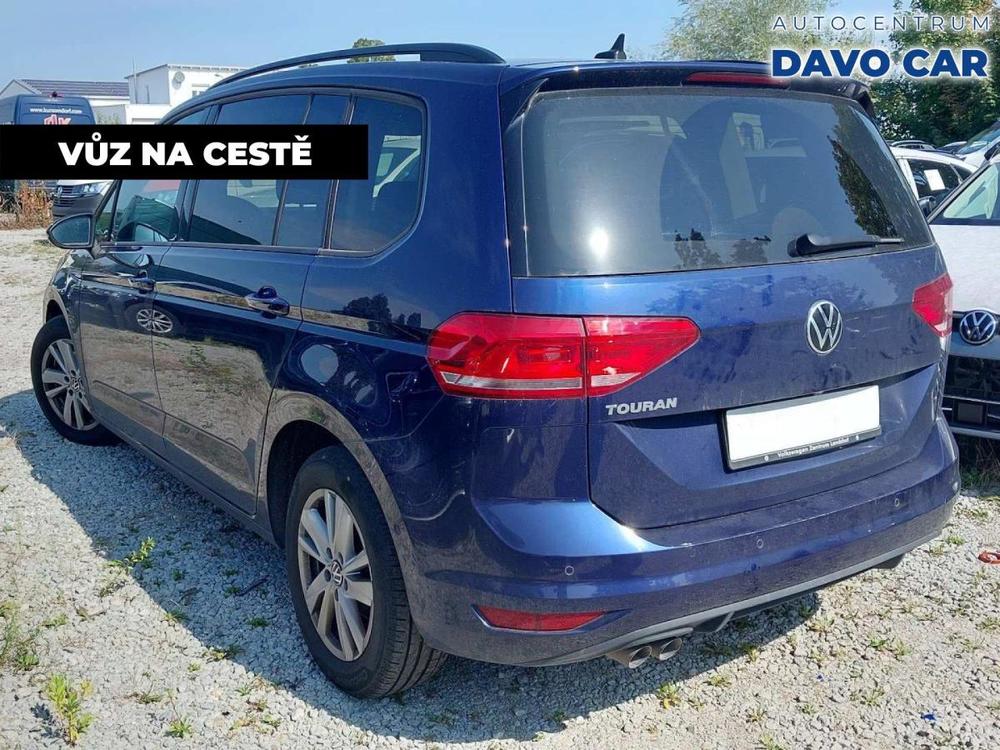 Volkswagen Touran 2,0 TDI 110kW DSG Navi Pano DP