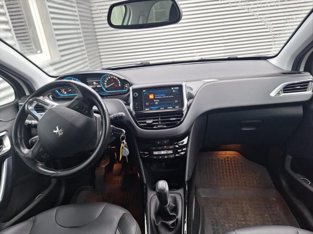 Peugeot 2008 1,2 PureTech 81kW Allure