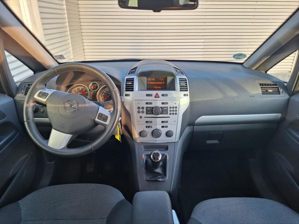 Opel Zafira 1,6 1.6i ENJOY 7mst tan ser