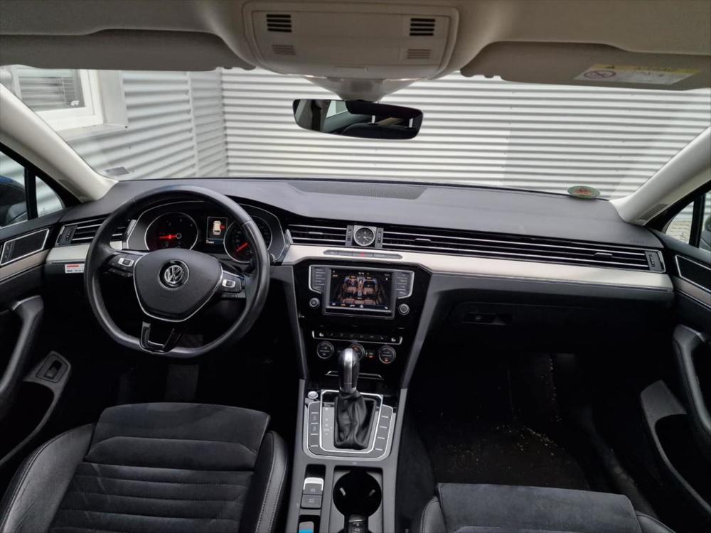 Volkswagen Passat 2,0 TDI 140KW Highline DSG ta