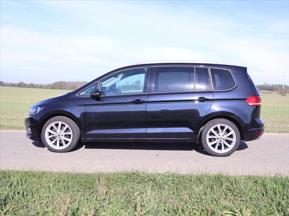 Volkswagen Touran 2,0 TDI Comfort DSG Navi ACC