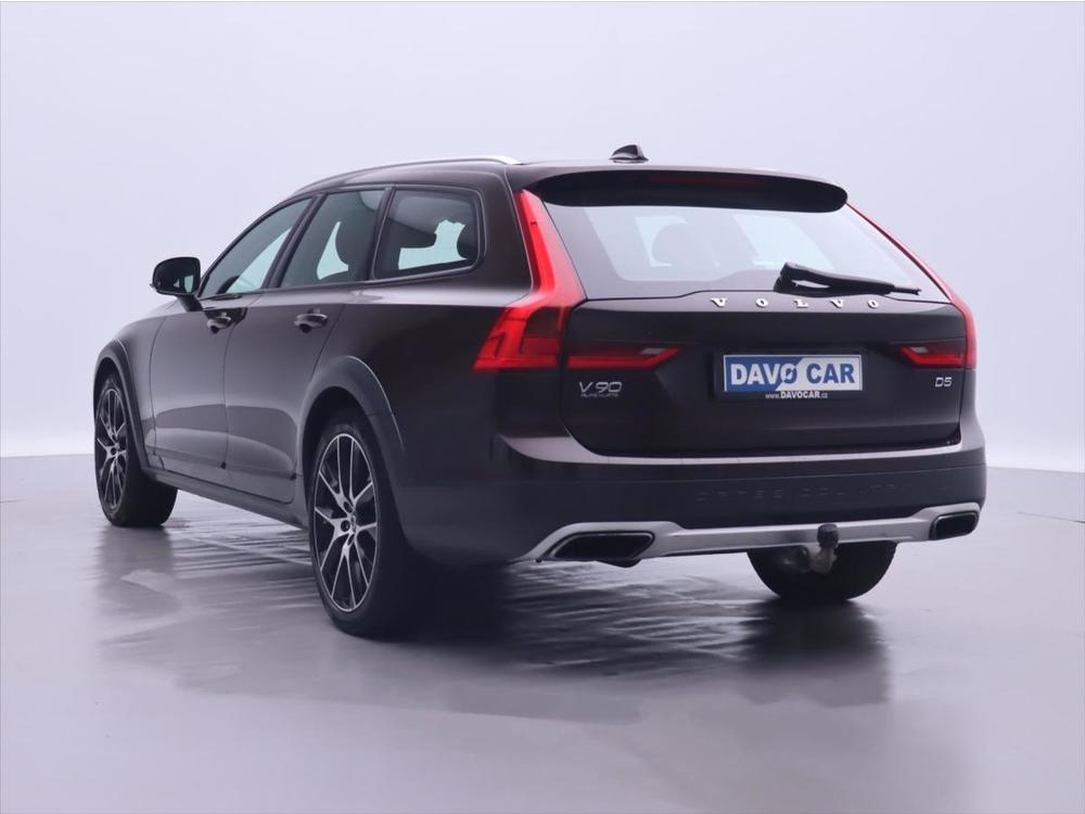 Volvo V90 2,0 D5 AWD CZ Cross Country