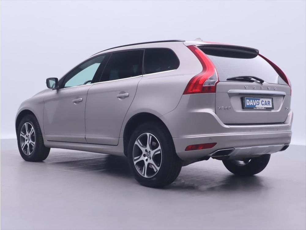 Volvo XC60 2,0 D4 133kW Aut. CZ Momentum