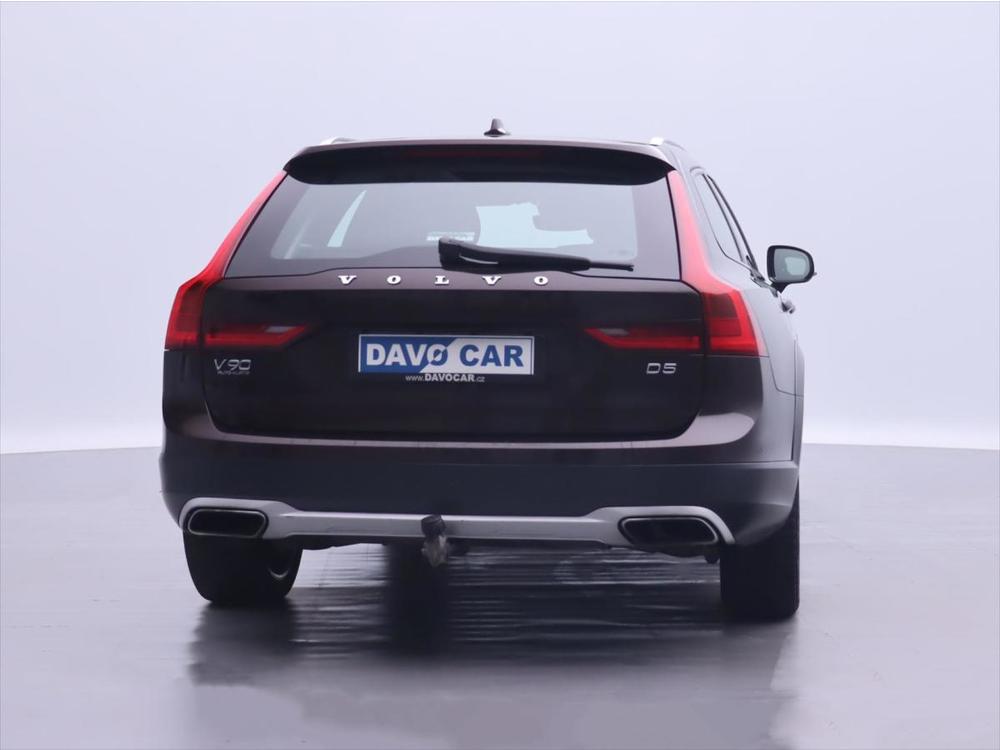 Volvo V90 2,0 D5 AWD CZ Cross Country