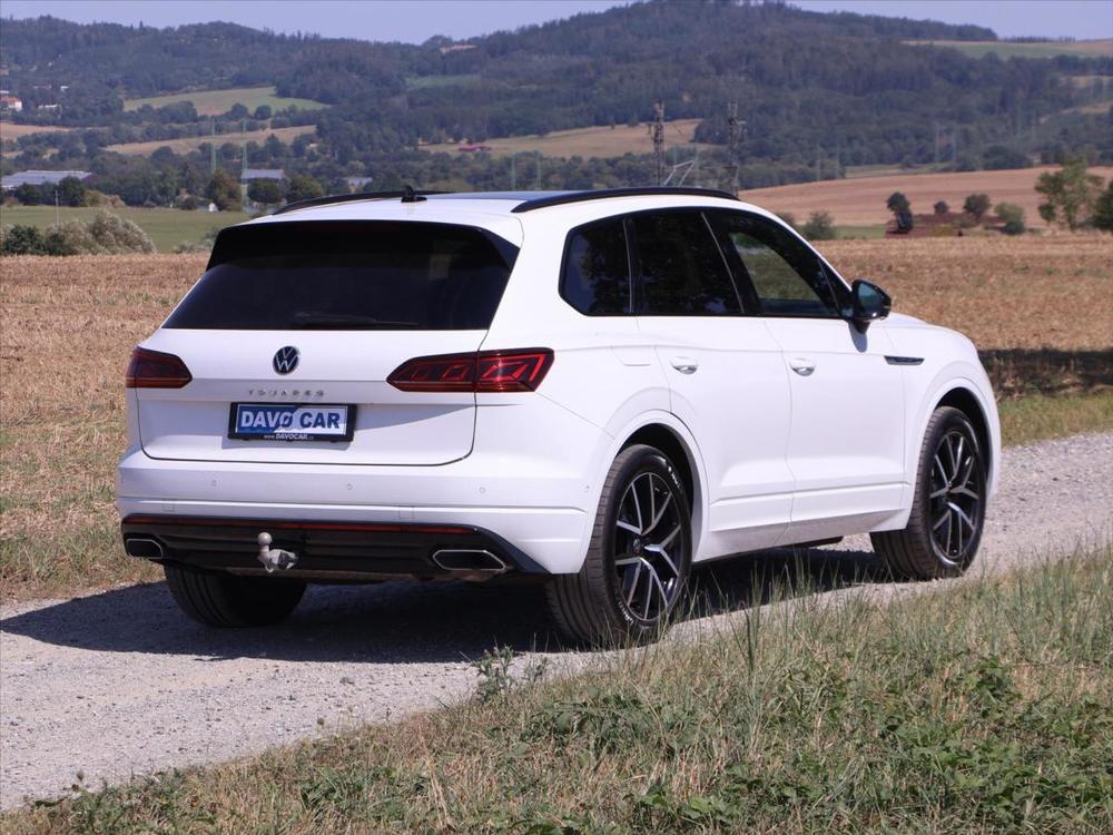 Volkswagen Touareg 3,0 V6 TDI R-Line Black DPH