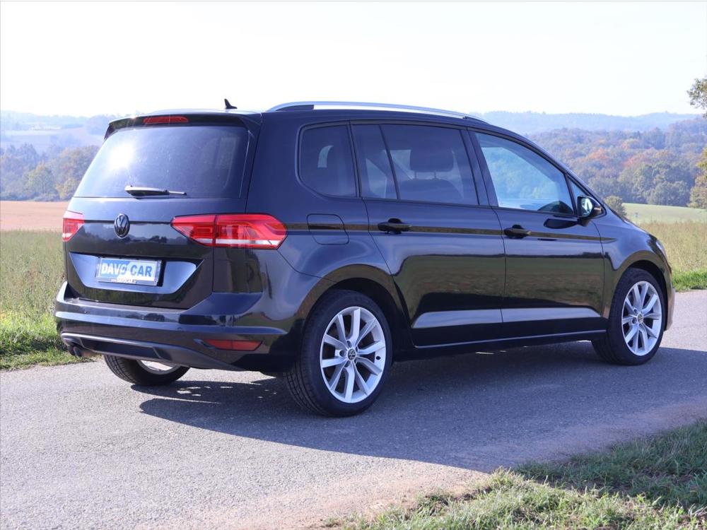 Volkswagen Touran 2,0 TDI Comfort DSG Navi ACC