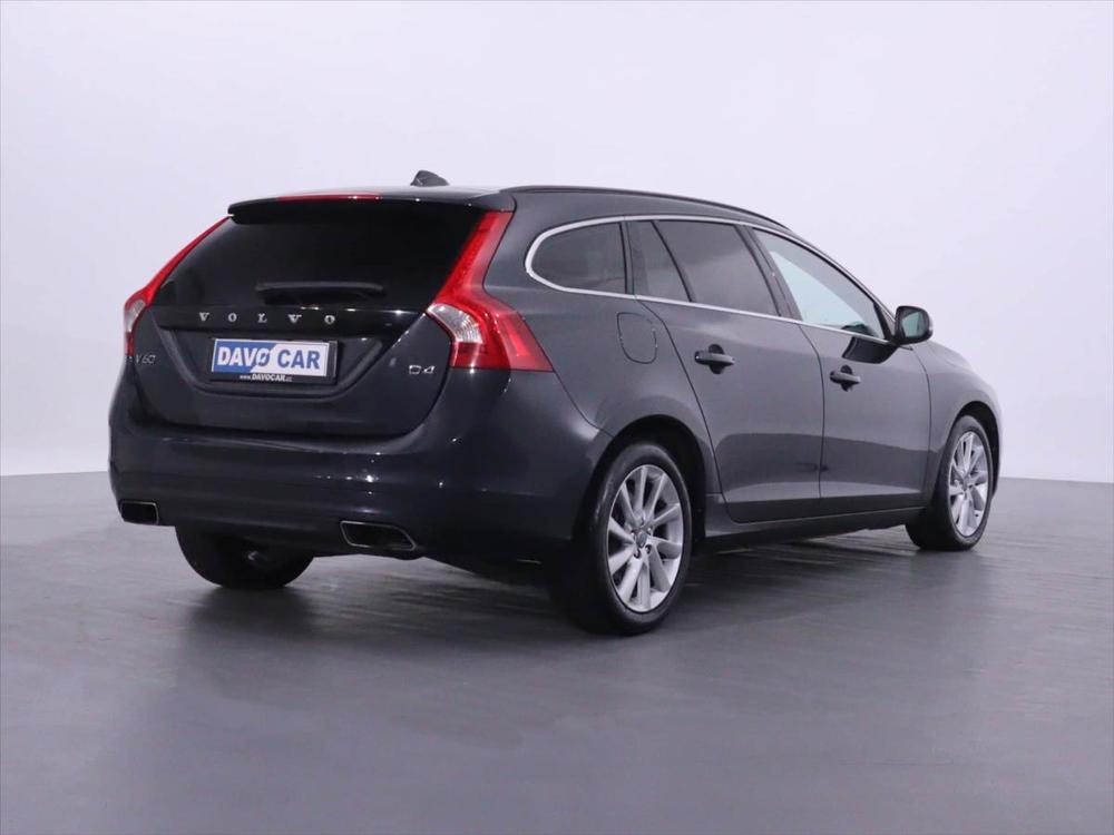 Volvo V60 2,0 D4 133kW Summum