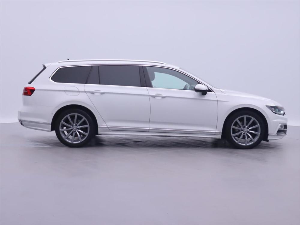 Volkswagen Passat 2,0 TDI 140kW DSG R-Line CZ