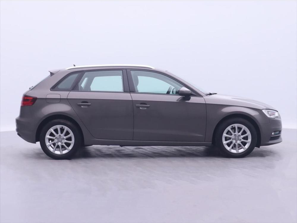 Audi A3 2,0 TDI Attraction Xenon 1.Maj