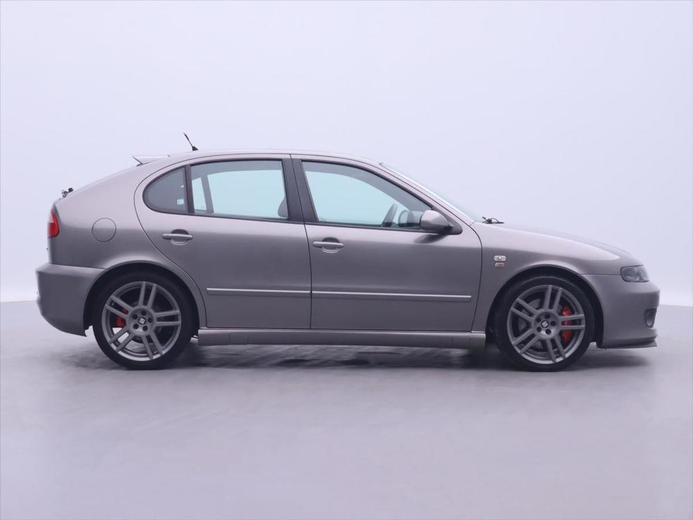 Seat Leon 1,8 20V T 165kW Cupra R