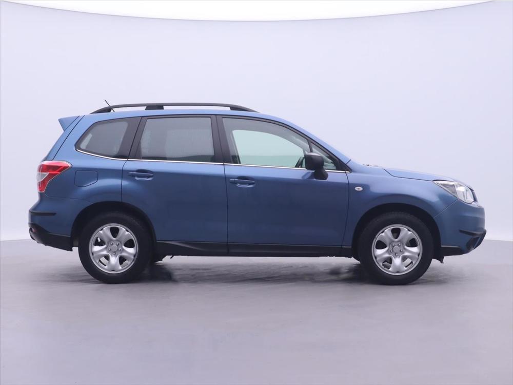 Subaru Forester 2,0 i 110kW Active AWD CZ