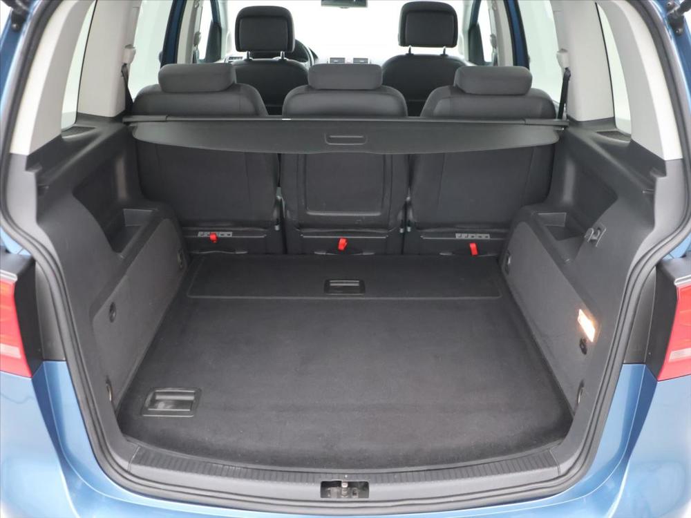 Volkswagen Touran 1,6 TDI Comfortline CZ 1.Maj.