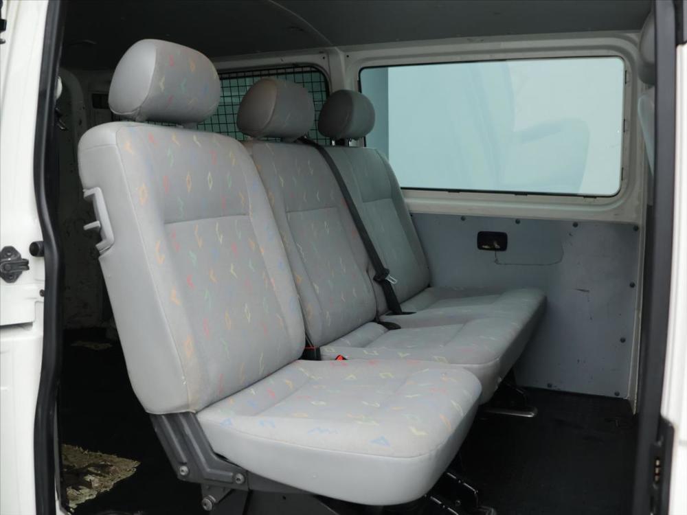 Volkswagen Transporter 2,5 TDI 96kW Long Klima Tan