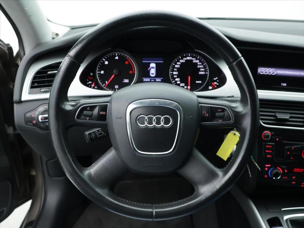 Audi A4 2,0 TDI CZ Xenon Aut. Klima