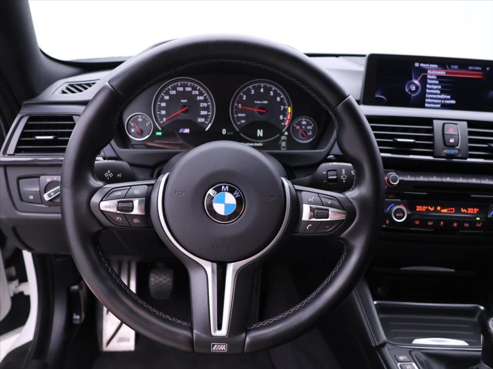 BMW M4 3,0 i 317kW CZ Manul Carbon