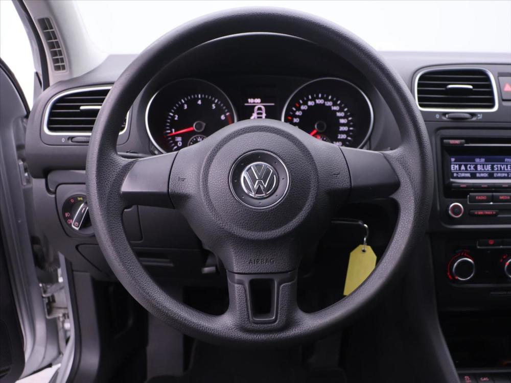 Volkswagen Golf 1,6 i 75kW LPG Comfort Serv.k.