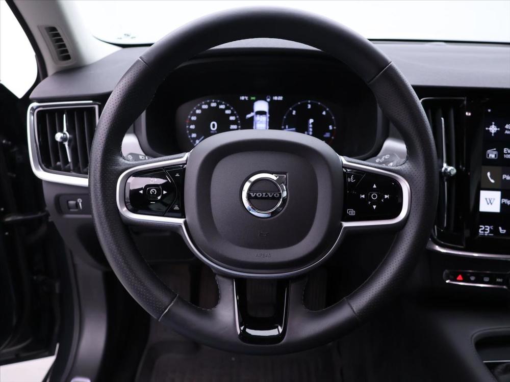 Volvo V90 2,0 D5 173kW AWD Momentum LED