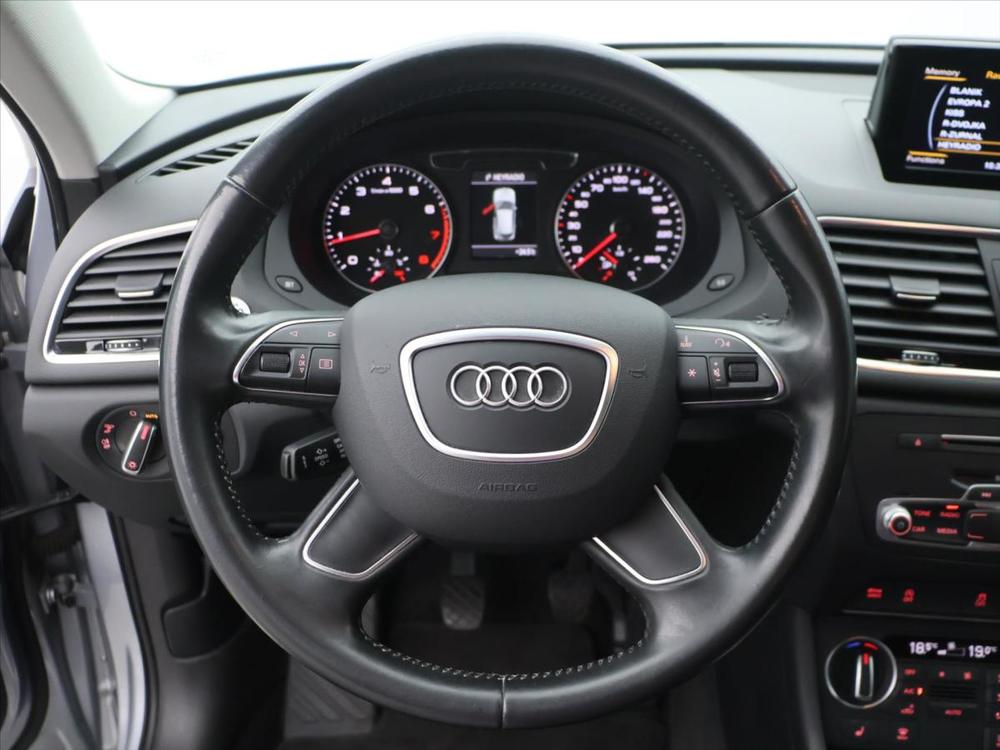 Audi Q3 1,4 TFSI 110kW Design Xenon Na