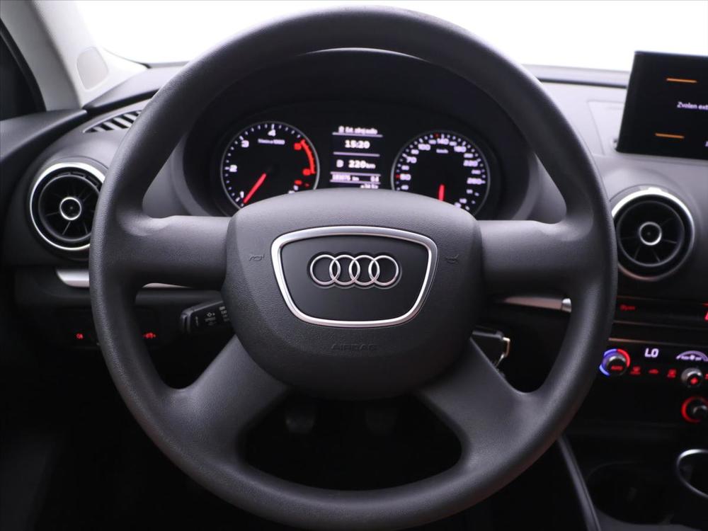 Audi A3 1,6 TDI Sportback Xenon Serv.k