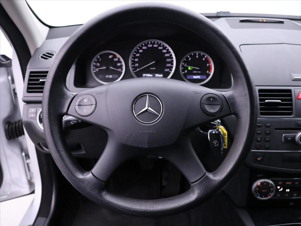 Mercedes-Benz C 2,1 200CDI Serv. kniha Aut.kli