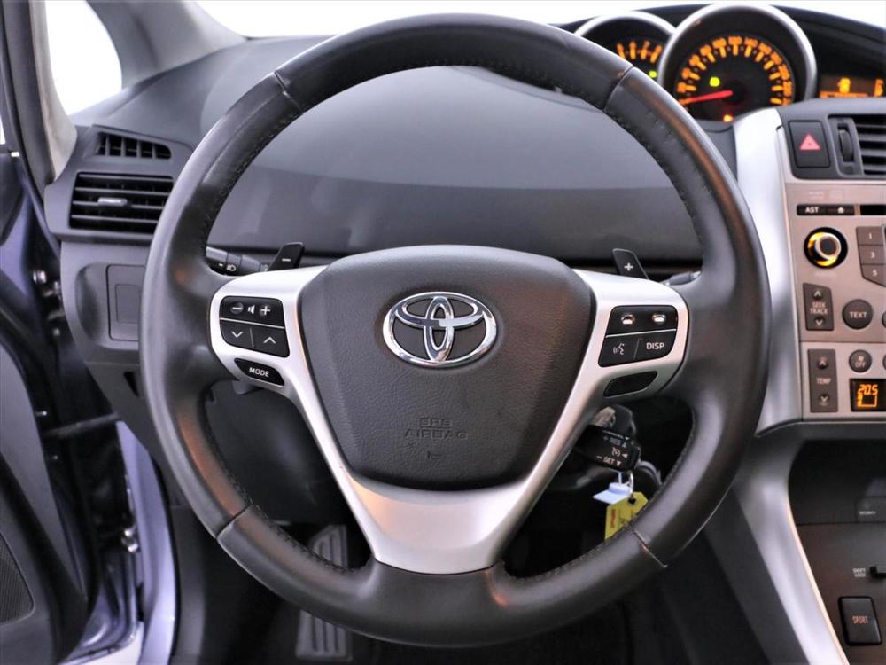 Toyota Verso 1,8 VVT-i ECVT Panorama 1.Maj.
